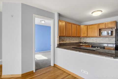Tiny photo for 525 W Hawthorne Place #1001, Chicago, IL 60657 (MLS # 12598882)