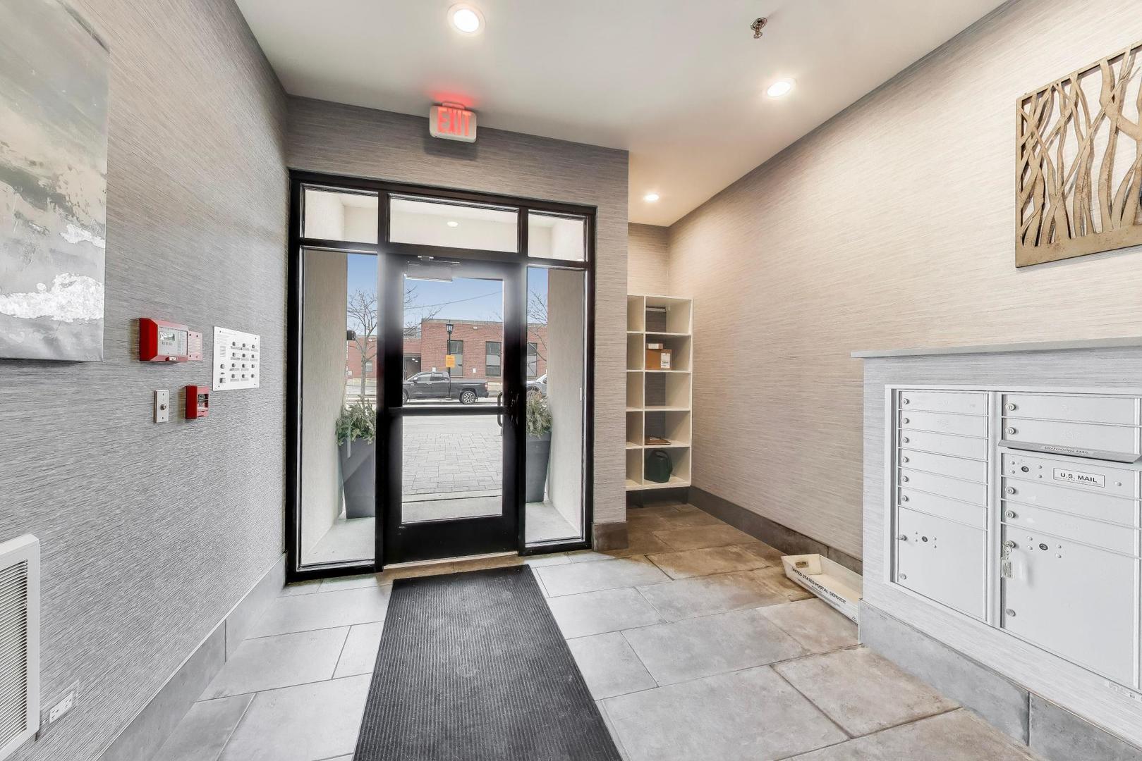 105 S Cottage Hill Avenue 206