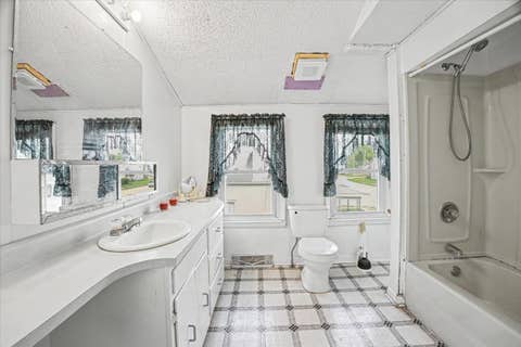Tiny photo for 413 E Howard Street, Pontiac, IL 61764 (MLS # 12729542)
