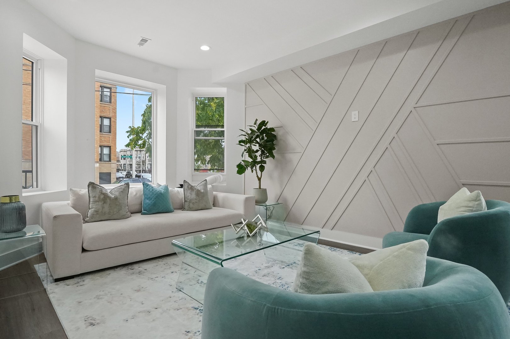 322 S Kostner Avenue