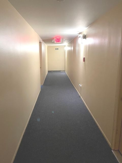 Tiny photo for 13 Kingery Quarter #106B, Willowbrook, IL 60527 (MLS # 12441891)