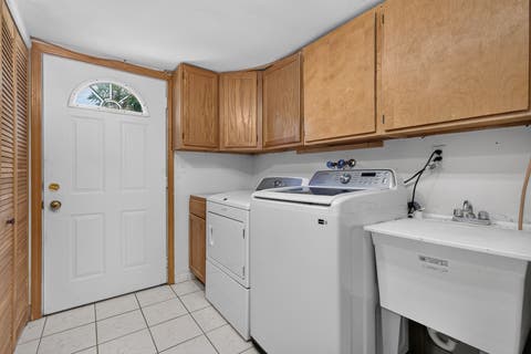 Tiny photo for 1814 W Catalpa Lane, Mount Prospect, IL 60056 (MLS # 12703443)