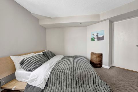 Tiny photo for 3660 N Lake Shore Drive #1015, Chicago, IL 60613 (MLS # 12463251)