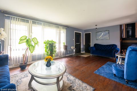 Tiny photo for 15760 Church Drive, South Holland, IL 60473 (MLS # 12378600)