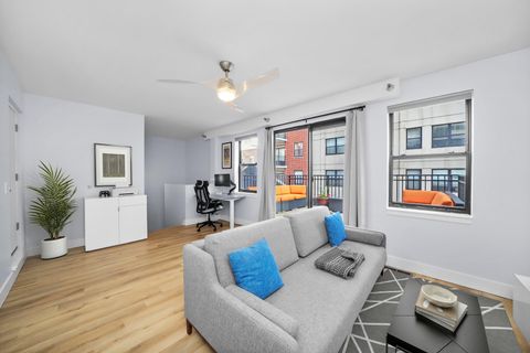 Tiny photo for 1529 S State Street #6, Chicago, IL 60605 (MLS # 12502148)