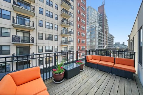 Tiny photo for 1529 S State Street #6, Chicago, IL 60605 (MLS # 12502148)