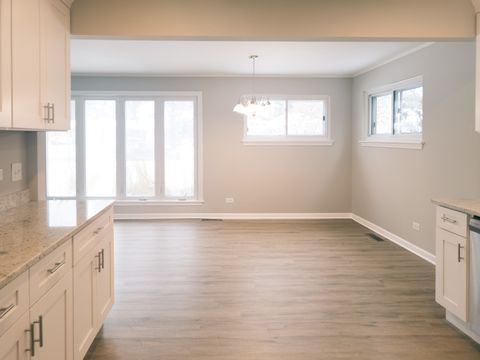 Tiny photo for 1904 S Fairview Avenue, Park Ridge, IL 60068 (MLS # 12527490)