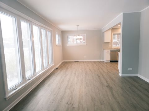 Tiny photo for 1904 S Fairview Avenue, Park Ridge, IL 60068 (MLS # 12527490)