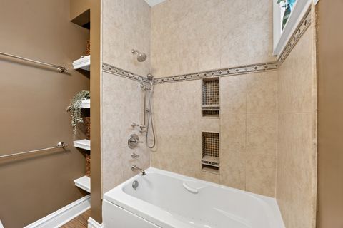 Tiny photo for 224 Clinton Avenue, Oak Park, IL 60302 (MLS # 12631446)