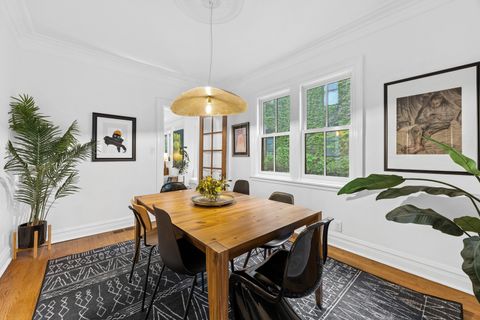Tiny photo for 224 Clinton Avenue, Oak Park, IL 60302 (MLS # 12631446)