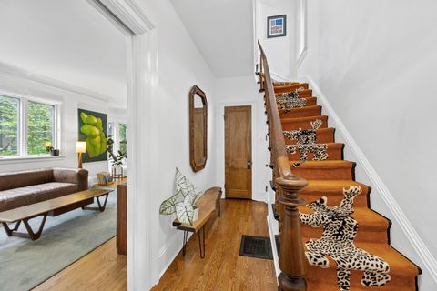 Tiny photo for 224 Clinton Avenue, Oak Park, IL 60302 (MLS # 12631446)