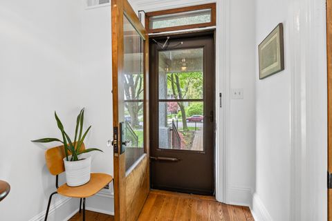 Tiny photo for 224 Clinton Avenue, Oak Park, IL 60302 (MLS # 12631446)