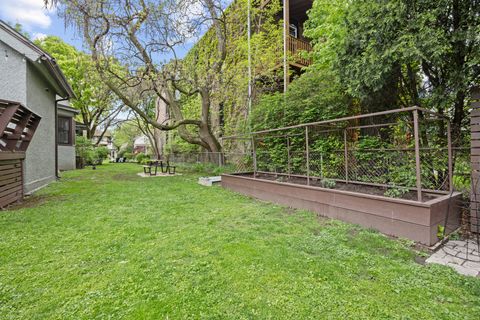 Tiny photo for 224 Clinton Avenue, Oak Park, IL 60302 (MLS # 12631446)