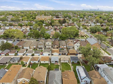 Tiny photo for 3416 N Oriole Avenue, Chicago, IL 60634 (MLS # 12634010)