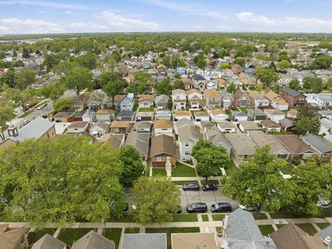 Tiny photo for 3416 N Oriole Avenue, Chicago, IL 60634 (MLS # 12634010)