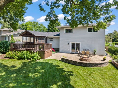 Tiny photo for 1350 S Rebecca Road, Lombard, IL 60148 (MLS # 12687155)