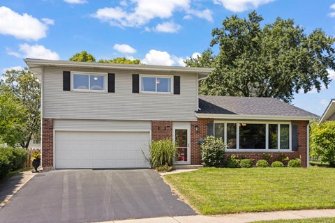 Photo of 1350 S Rebecca Road, Lombard, IL 60148 (MLS # 12687155)