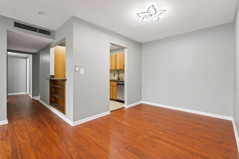 Tiny photo for 5101 Carriageway Drive #205, Rolling Meadows, IL 60008 (MLS # 12726683)