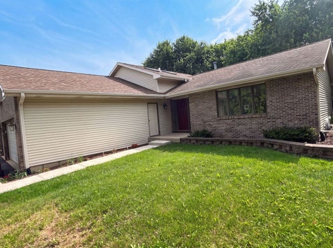 Photo of 1503 Featherstone Road, Rockford, IL 61107 (MLS # 12713012)