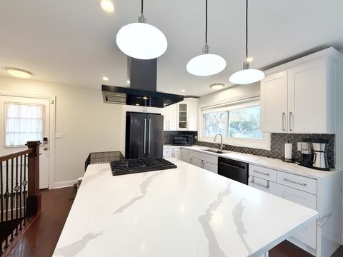 Tiny photo for 311 S Main Street, Mount Prospect, IL 60056 (MLS # 12536408)