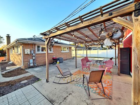 Tiny photo for 311 S Main Street, Mount Prospect, IL 60056 (MLS # 12536408)