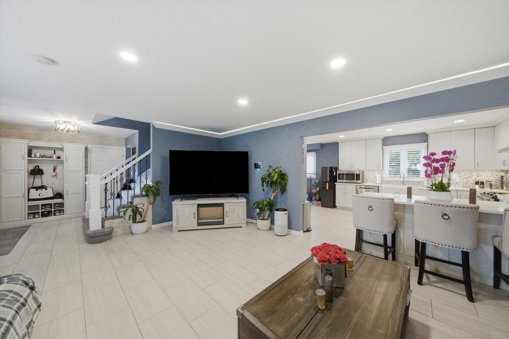 626 E Golf Road