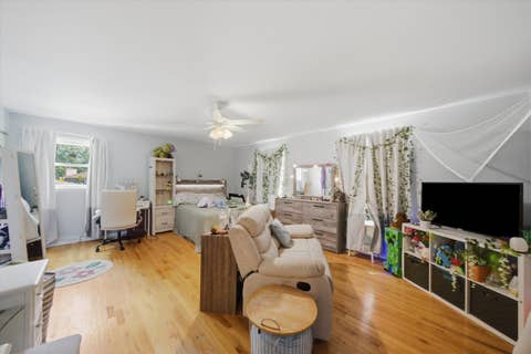 Tiny photo for 626 E Golf Road, Libertyville, IL 60048 (MLS # 12732488)