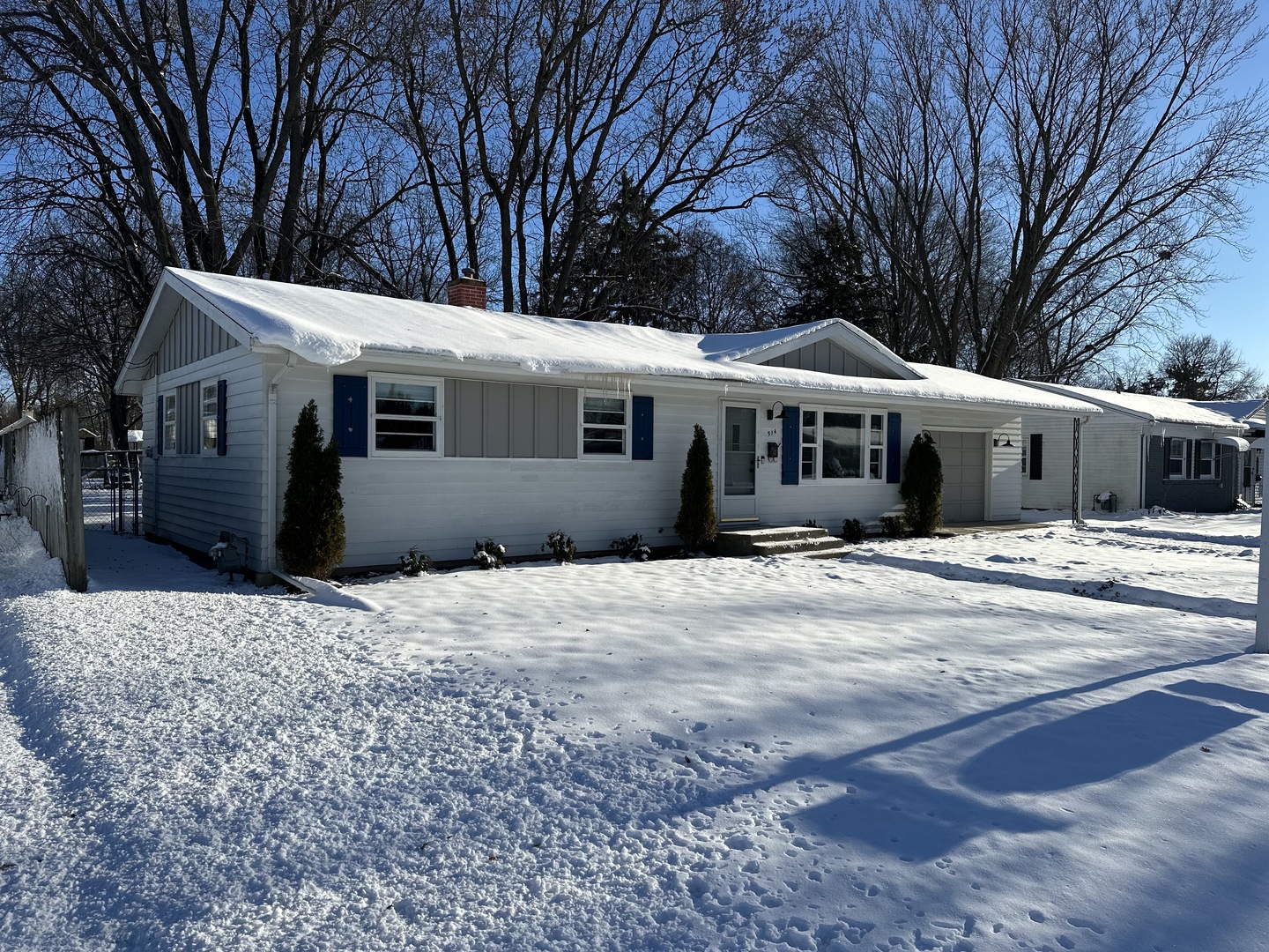 Belvidere, Illinois 61008, United States, 3 Bedrooms Bedrooms, ,2 BathroomsBathrooms,Residential,Contingent,251544