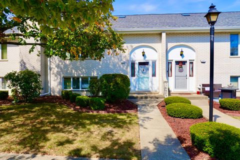 Photo of 7224 W 153rd Court, Orland Park, IL 60462 (MLS # 12163111) Photo of 7224 W 153rd Court, Orland Park, IL 60462 (MLS # 12163111)