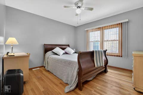 Tiny photo for 10016 S Clifton Park Avenue, Evergreen Park, IL 60805 (MLS # 12719079)