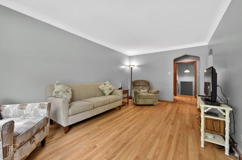 Tiny photo for 10016 S Clifton Park Avenue, Evergreen Park, IL 60805 (MLS # 12719079)