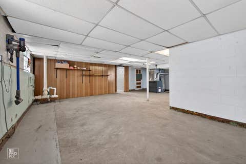 Tiny photo for 10016 S Clifton Park Avenue, Evergreen Park, IL 60805 (MLS # 12719079)