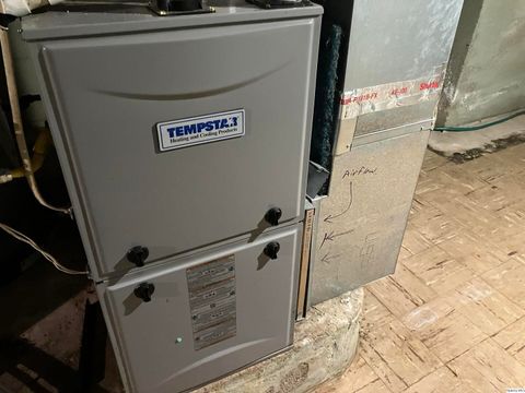 Tiny photo for 2611 Chestnut St St, Quincy, IL 62301 (MLS # 12613729)