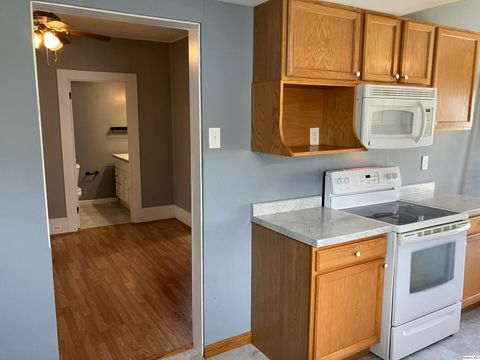 Tiny photo for 2611 Chestnut St St, Quincy, IL 62301 (MLS # 12613729)