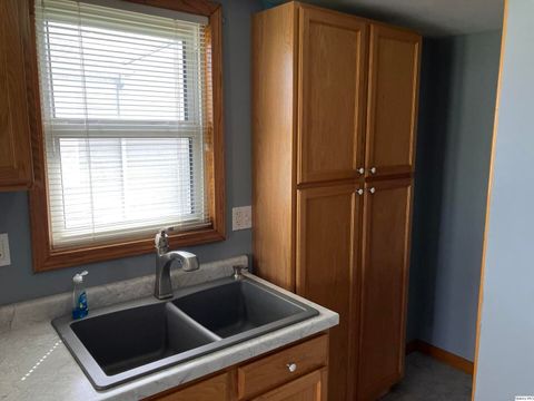 Tiny photo for 2611 Chestnut St St, Quincy, IL 62301 (MLS # 12613729)