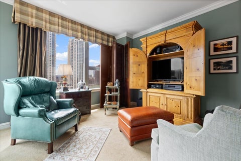 Tiny photo for 501 N CLINTON Street #1303, Chicago, IL 60654 (MLS # 12628767)