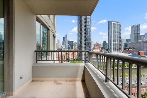 Tiny photo for 501 N CLINTON Street #1303, Chicago, IL 60654 (MLS # 12628767)