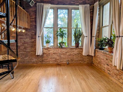 Tiny photo for 2510 N Wayne Avenue #112, Chicago, IL 60614 (MLS # 12504582)