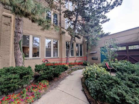 Tiny photo for 2510 N Wayne Avenue #112, Chicago, IL 60614 (MLS # 12504582)
