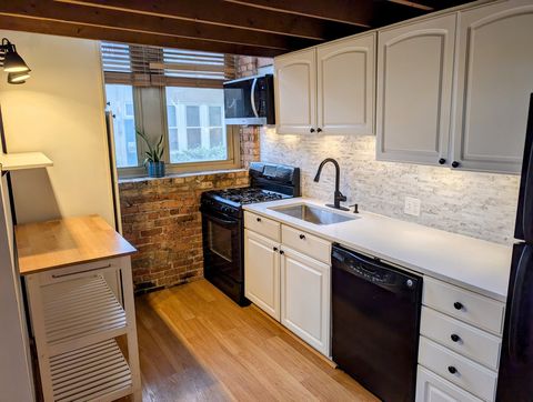 Tiny photo for 2510 N Wayne Avenue #112, Chicago, IL 60614 (MLS # 12504582)