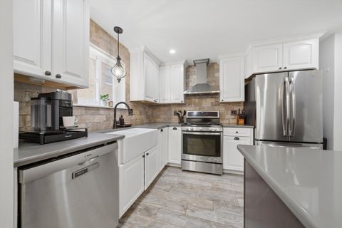 Tiny photo for 6867 N Overhill Avenue #1D, Chicago, IL 60631 (MLS # 12616485)