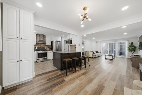 Tiny photo for 6867 N Overhill Avenue #1D, Chicago, IL 60631 (MLS # 12616485)