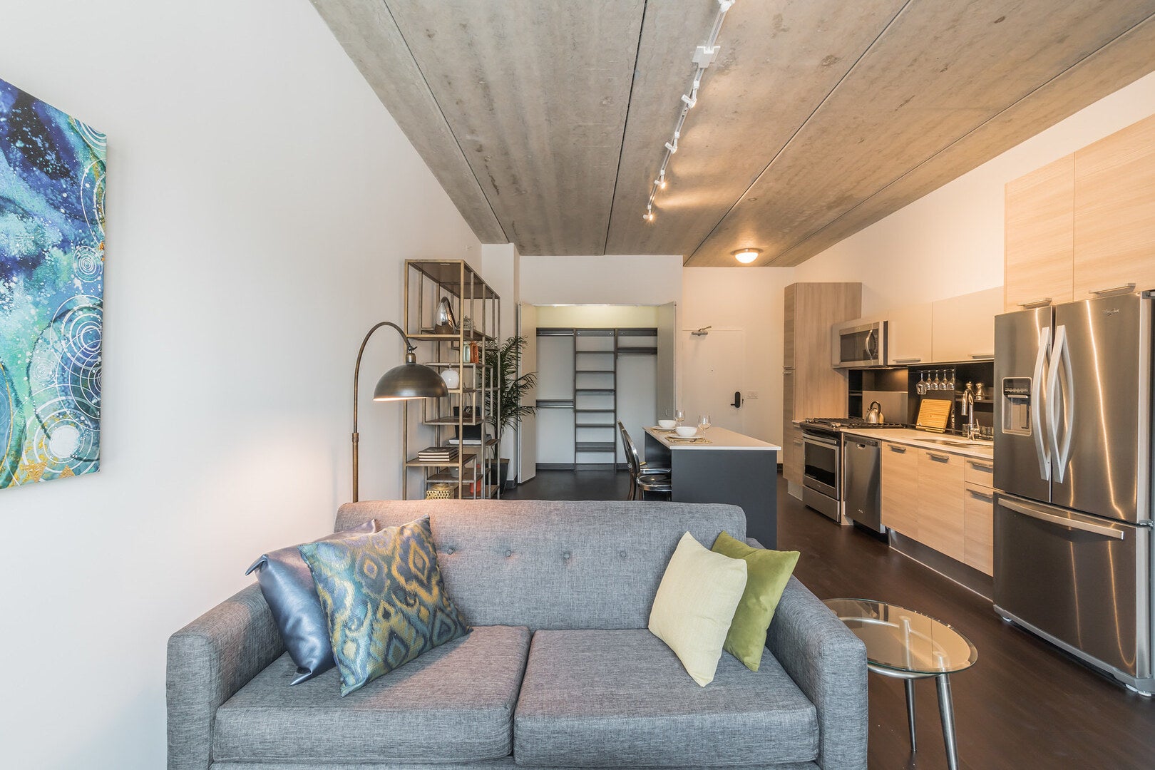 710 W Grand Avenue 708
