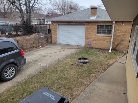 Tiny photo for 7330 S Oakley Avenue, Chicago, IL 60636 (MLS # 12577864)
