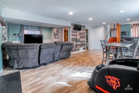 Tiny photo for 8738 S Troy Avenue, Evergreen Park, IL 60805 (MLS # 12595303)