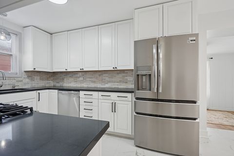 Tiny photo for 4830 W Kamerling Avenue, Chicago, IL 60651 (MLS # 12536110)