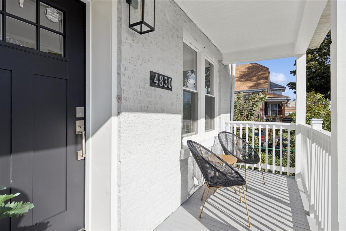 4830 W Kamerling Avenue