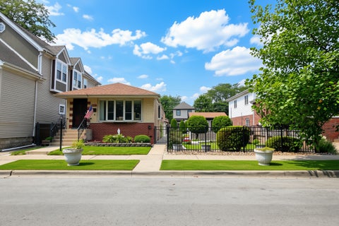 Photo of 10756-10752 S Albany Avenue, Chicago, IL 60655 (MLS # 12774762)