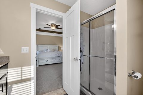 Tiny photo for 6326 Lillie Avenue, Davenport, IA 52806 (MLS # 100000413)