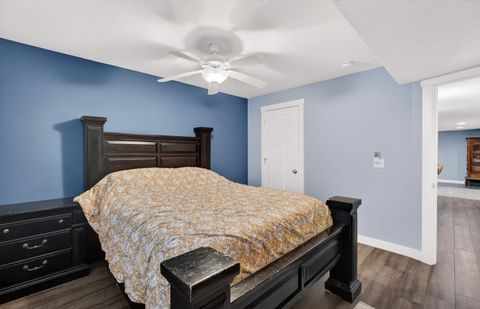 Tiny photo for 6326 Lillie Avenue, Davenport, IA 52806 (MLS # 100000413)